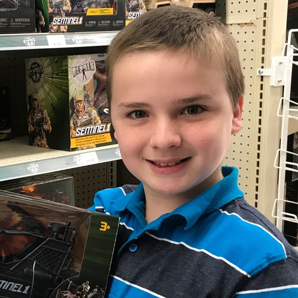 Meet your Posher, Stephanie - Picture 5 of 9